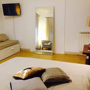 https://casa-mia-palermo.sicilyhotelsitaly.net